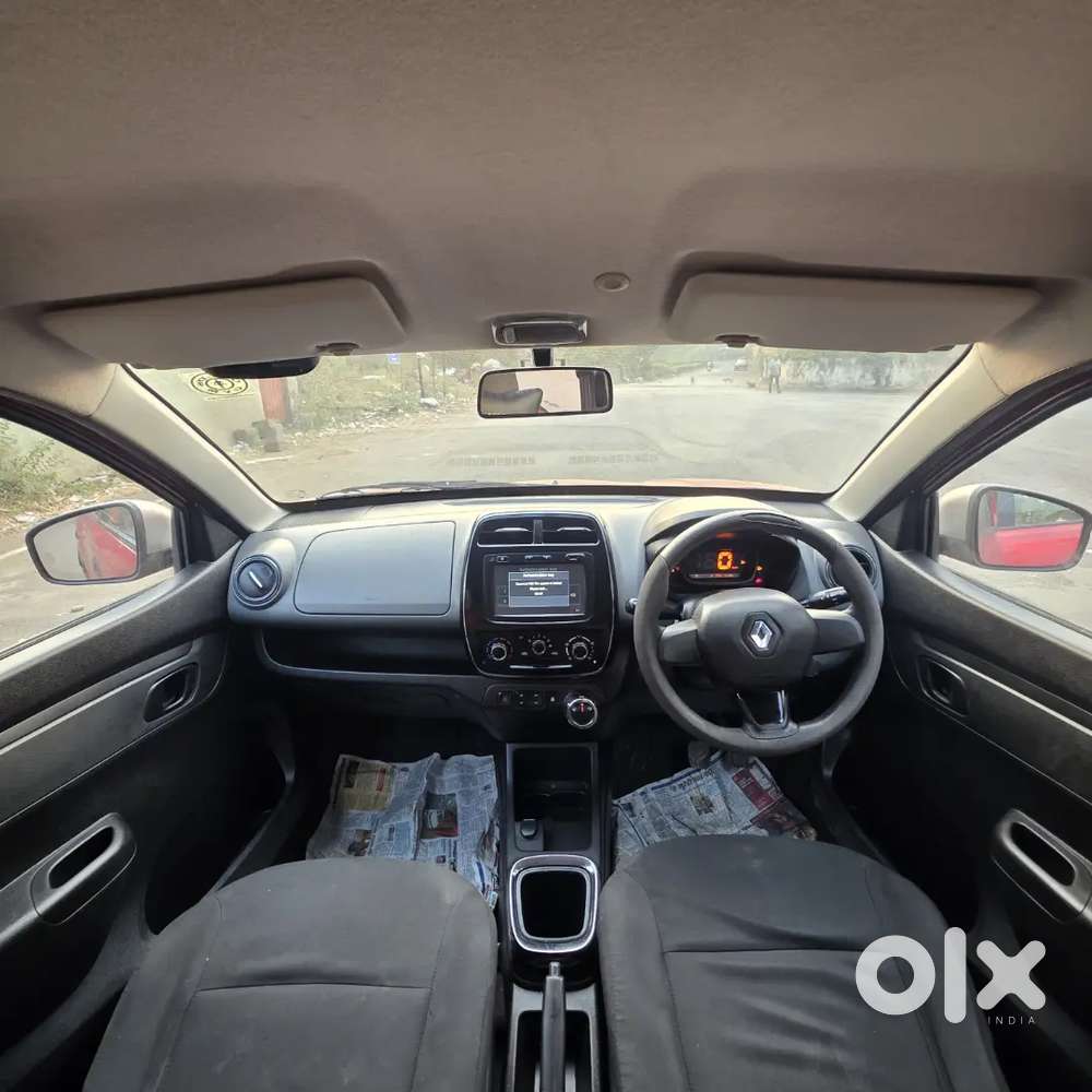 Renault Kwid Automatic 2018 Airbags Top Variant.