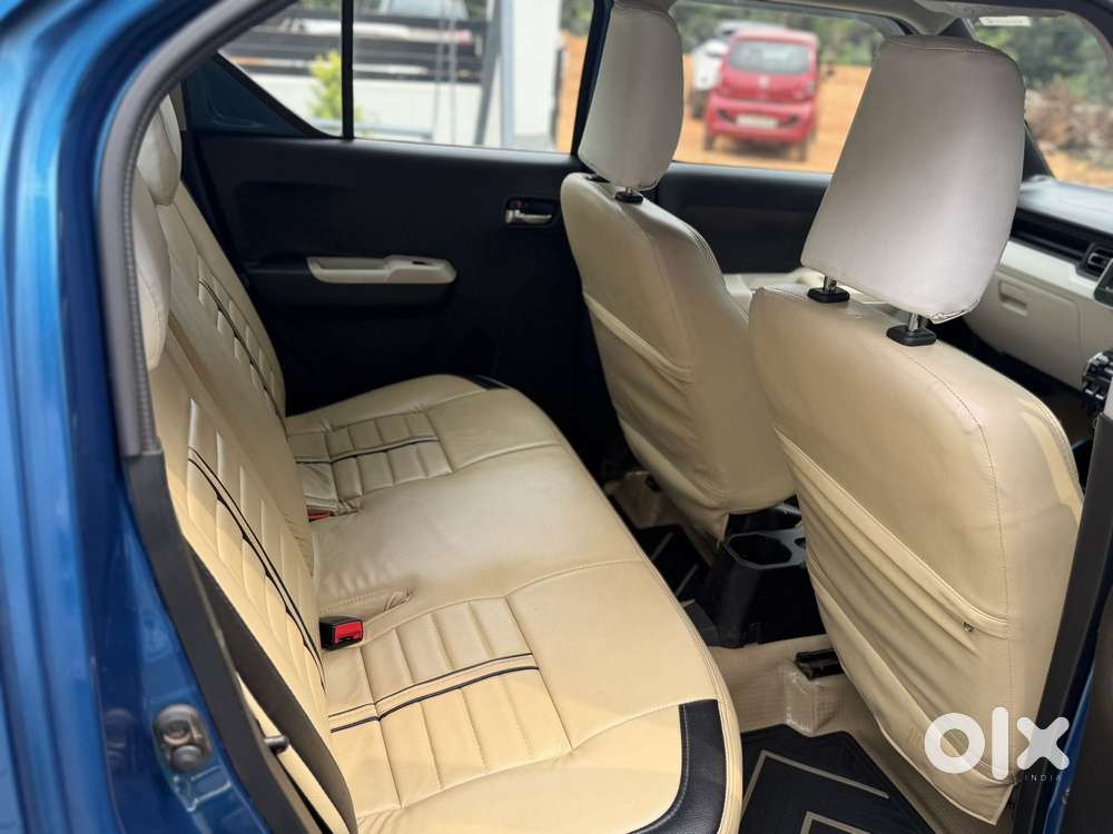 Maruti Suzuki Ignis 1.2 Alpha Mt Dual Tone, 2017, Petrol