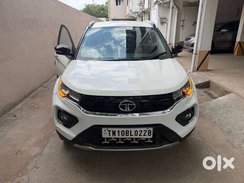 Tata Nexon 2020 Xz+ Petrol Manual  22500 Kms