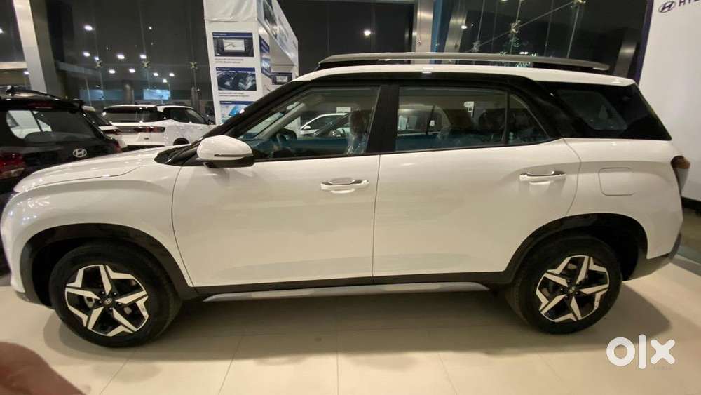 Hyundai Alcazar 2025 Diesel Well Maintained