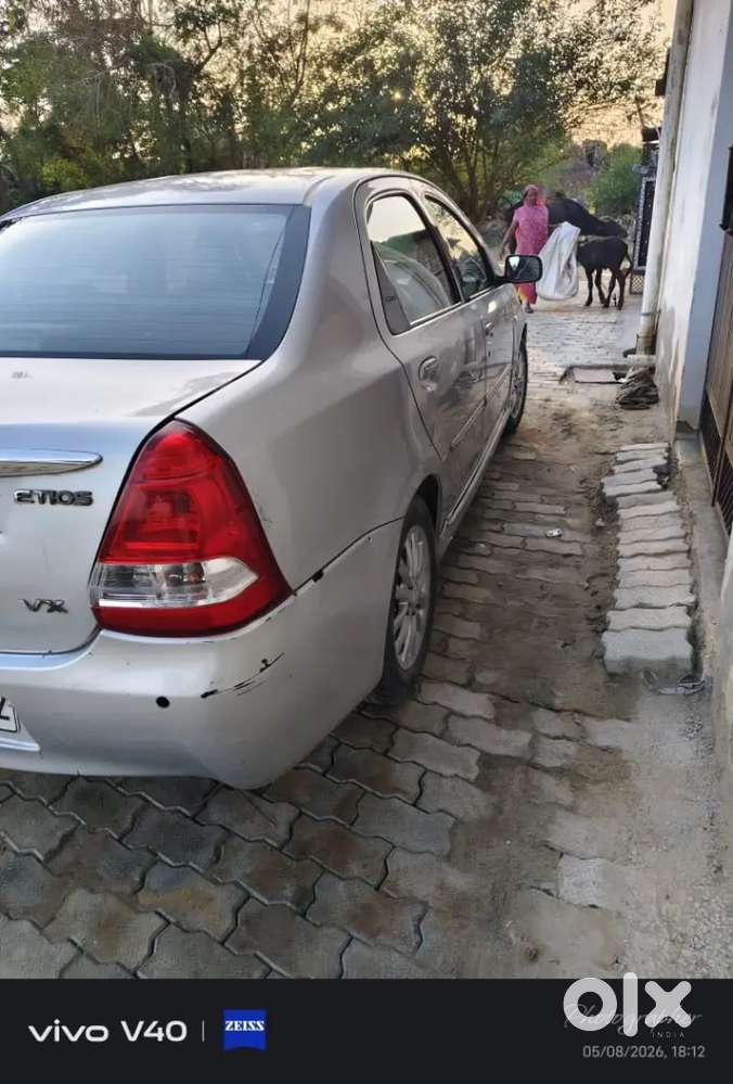 Toyota Etios 2011 Cng & Hybrids 86000 Km Driven
