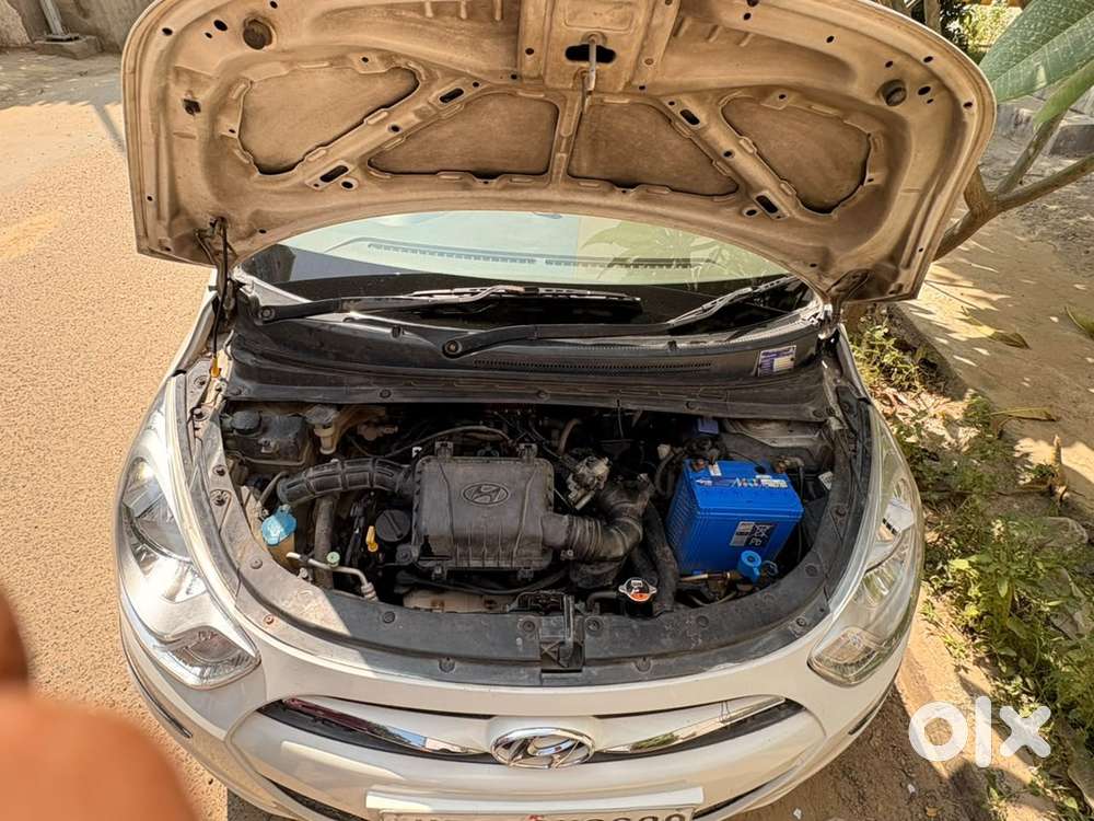 Hyundai I10 Sportz 2015