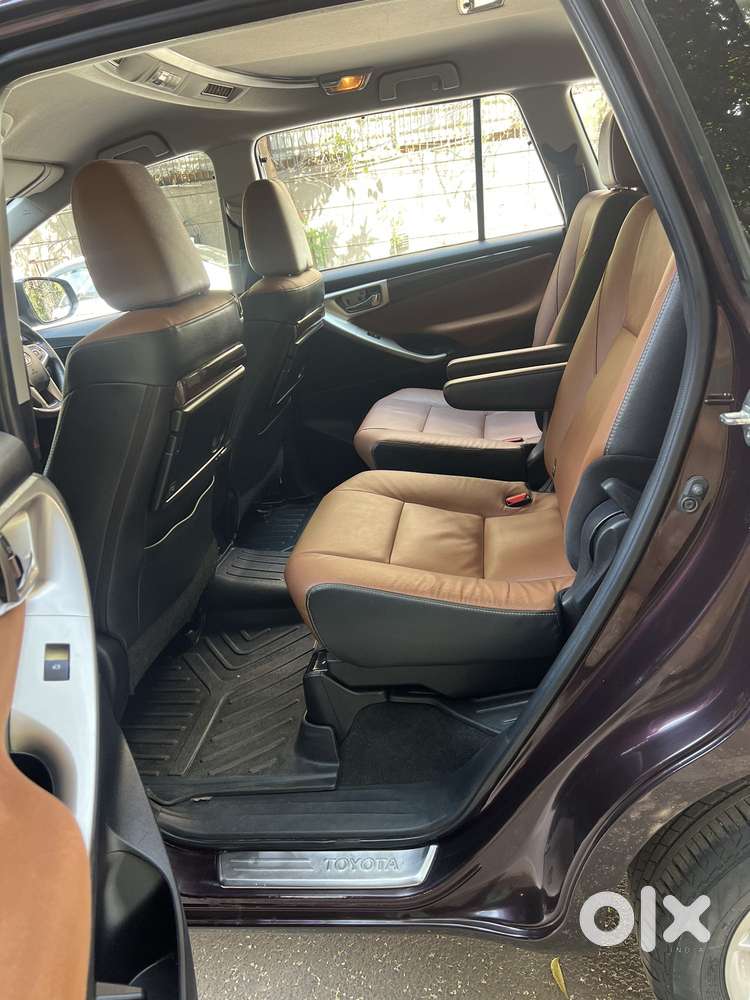 Toyota Innova Crysta 2.8z Automatic, 2018, Diesel