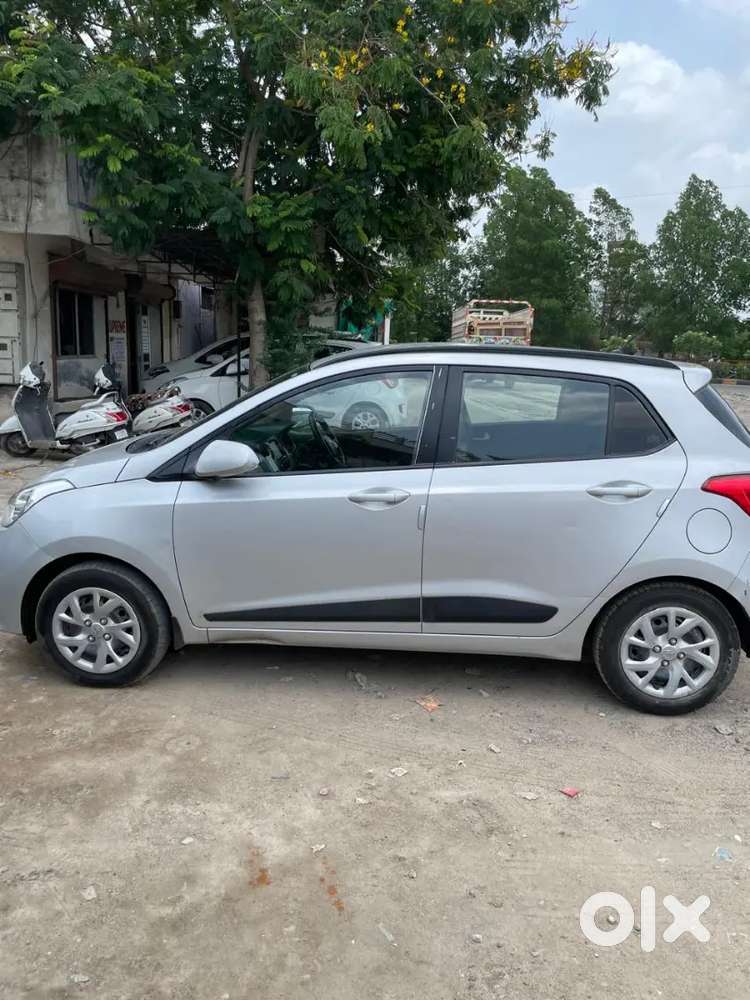 Hyundai Grand I10 2017 Diesel Well Maintained