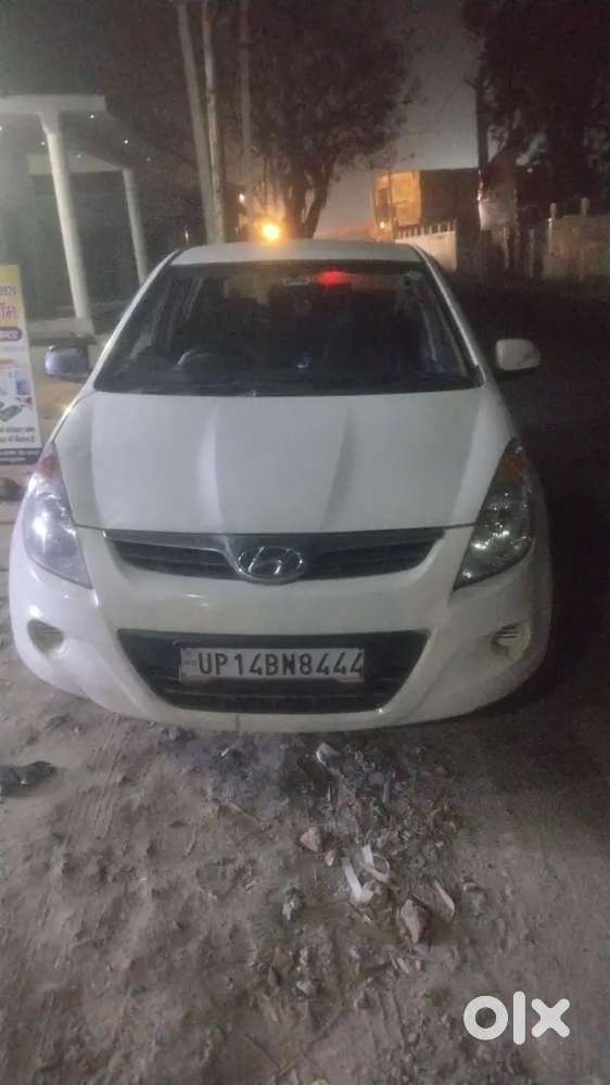 Hyundai I20 2012 Cng & Hybrids 140000 Km Driven