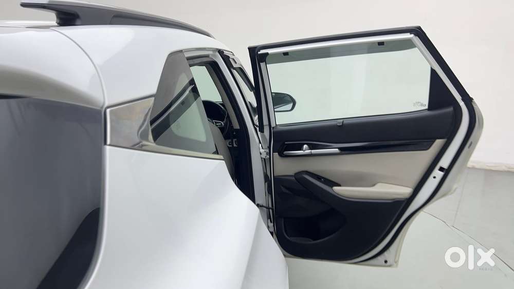 Kia Seltos 1.5 Htx At Petrol, 2022, Petrol