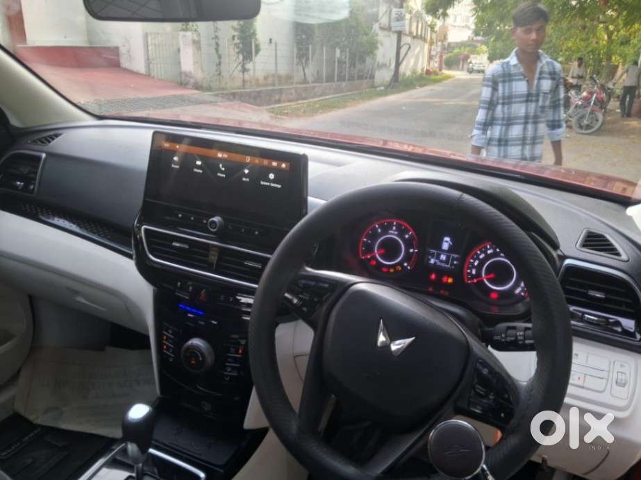Mahindra Xuv 3xo Mx3, 2025, Diesel