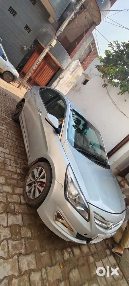 Hyundai Verna 2017 Petrol 96000 Km Driven