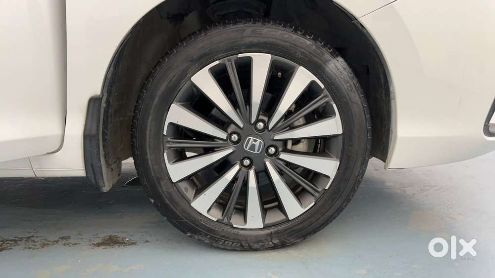 Honda City 1.5 Zx I-vtec Mt, 2023, Petrol