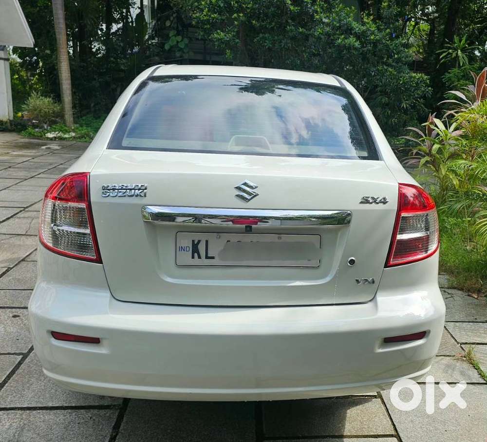 Maruti Suzuki Sx4 Vxi Bsiv, 2009, Petrol