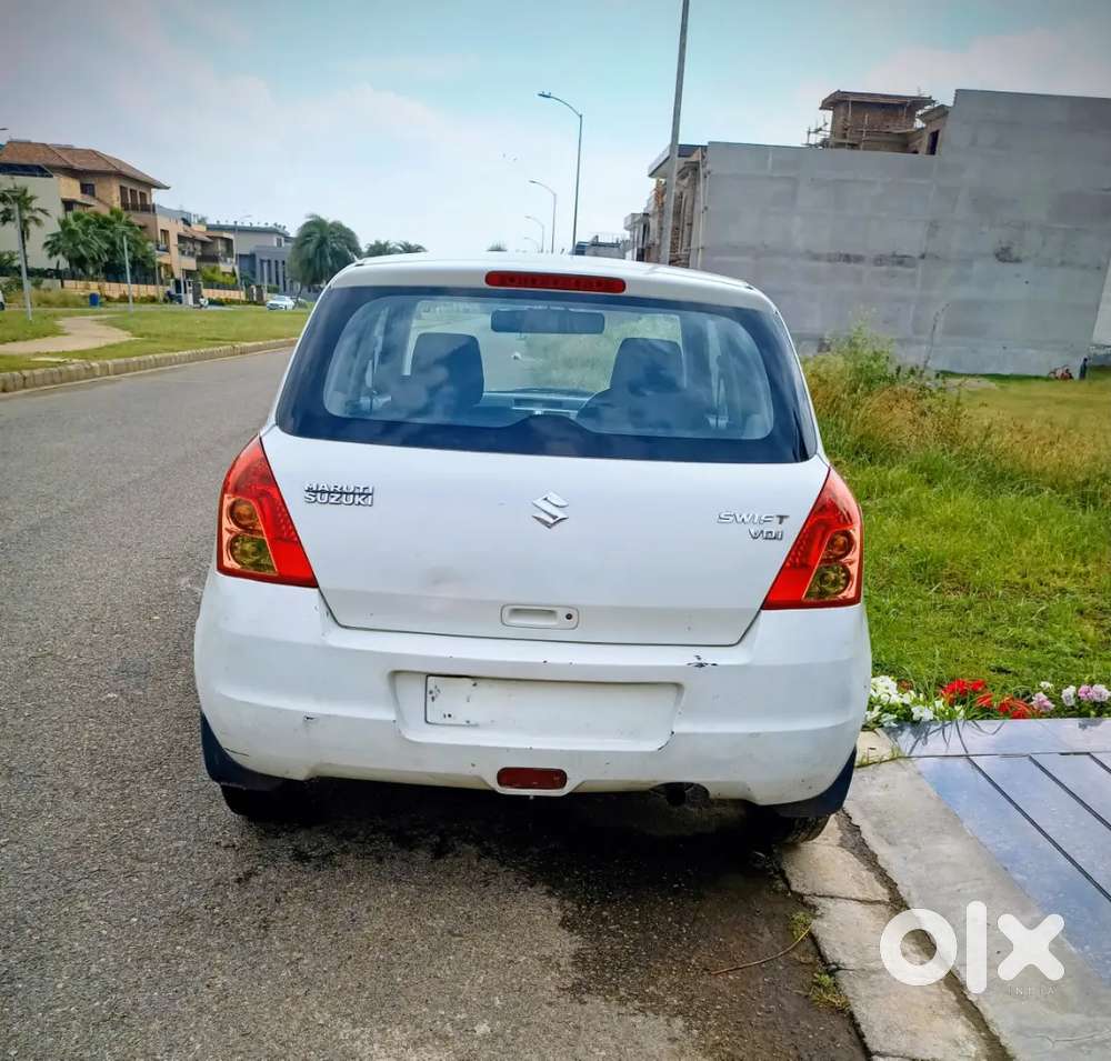 Maruti Suzuki Swift 2010