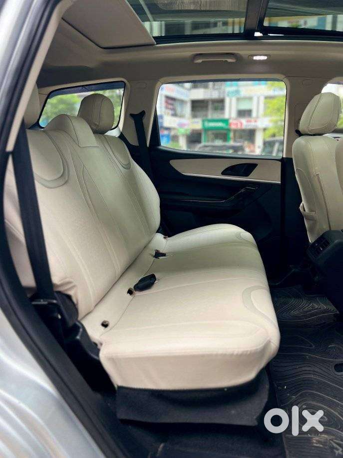 Mahindra Xuv700 2.2 Ax 5 Diesel Mt Str, 2022, Diesel