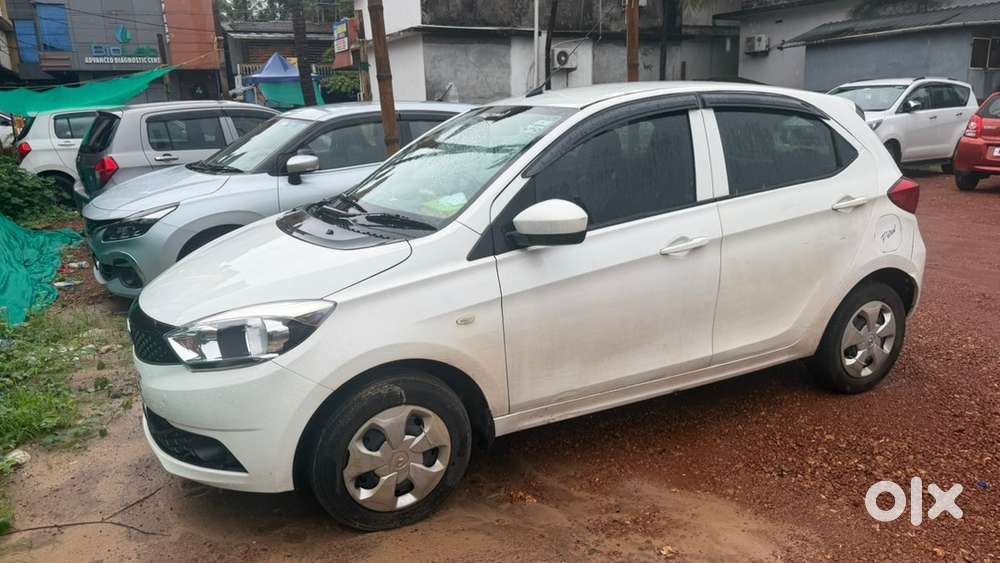 Tata Tiago Petrol 2017