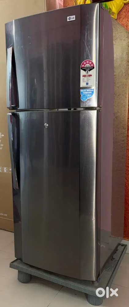 LG Refrigerator 218 litre