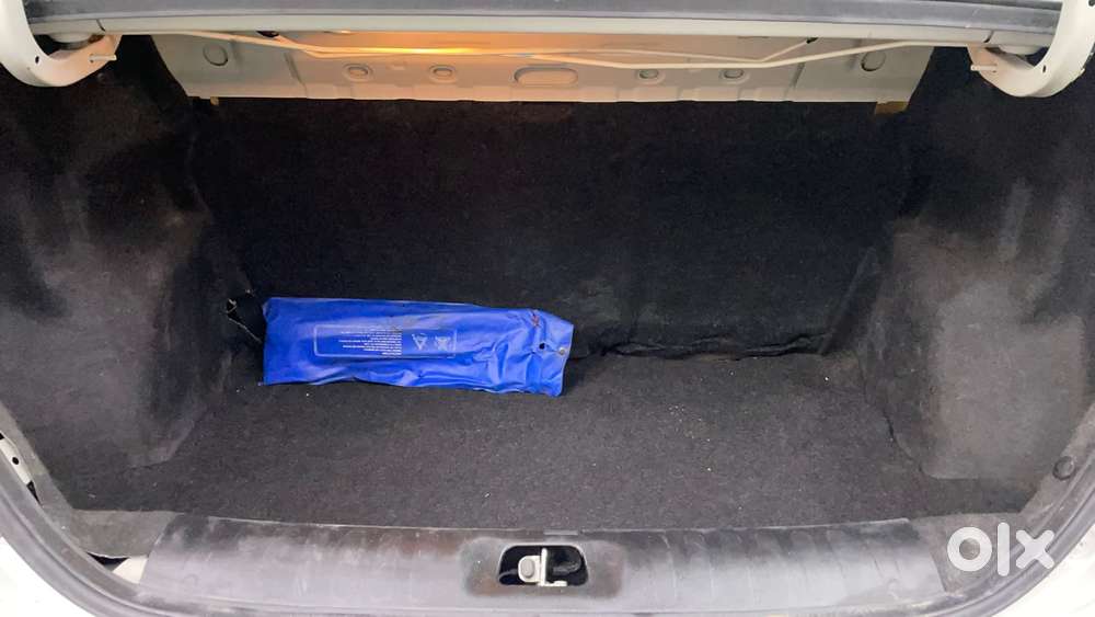 Maruti Suzuki Swift Dzire 1.3 Vxi, 2012, Petrol