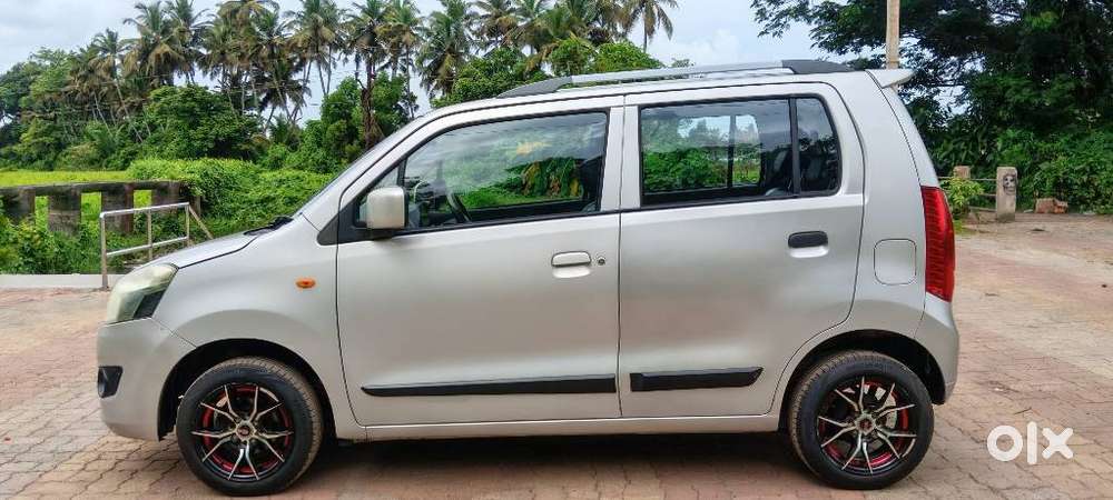Maruti Suzuki Wagon R Vxi Amt Opt 1.2, 2017, Petrol