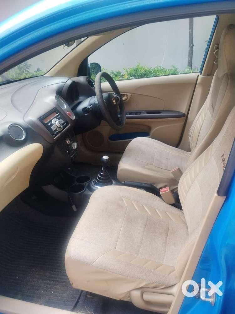 Honda Brio Petrol 2012 Odometer 136000 Km