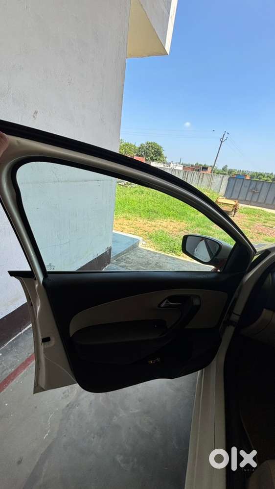 Volkswagen Polo Manual 2013