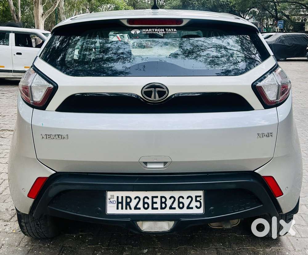 Tata Nexon 1.2 Revotron Xma Amt (s), 2019, Petrol