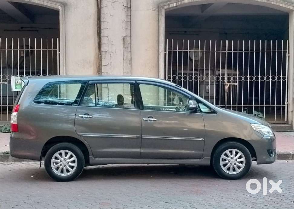 Toyota Innova 2.5 Vx 7 Seater Bs Iv, 2013, Diesel