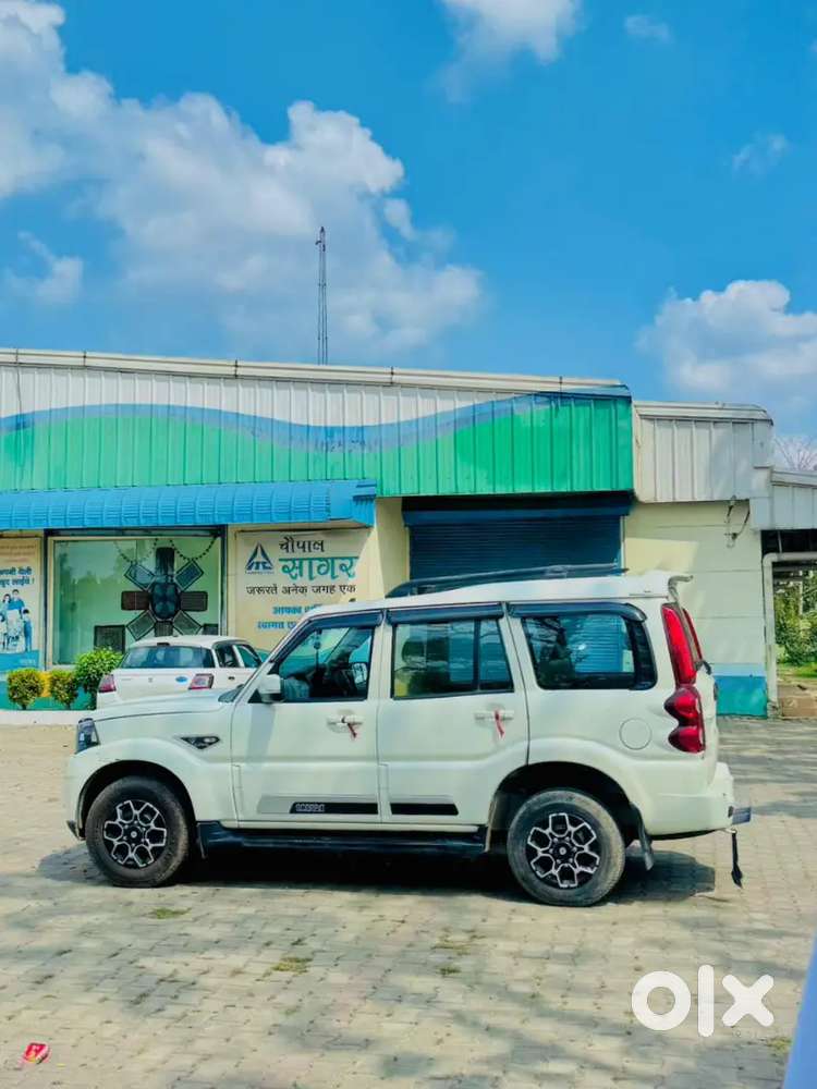 Mahindra Scorpio Classic 2019 Diesel 90000 Km Driven