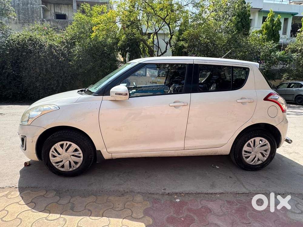 Maruti Suzuki Swift 2015 Petrol Well Maintained