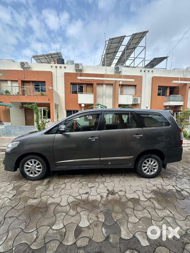 Toyota Innova 2014 Diesel 111350 Km Driven