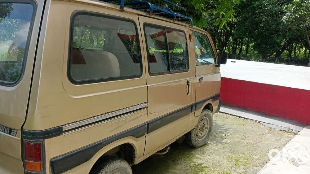 Maruti Suzuki Omni 2000