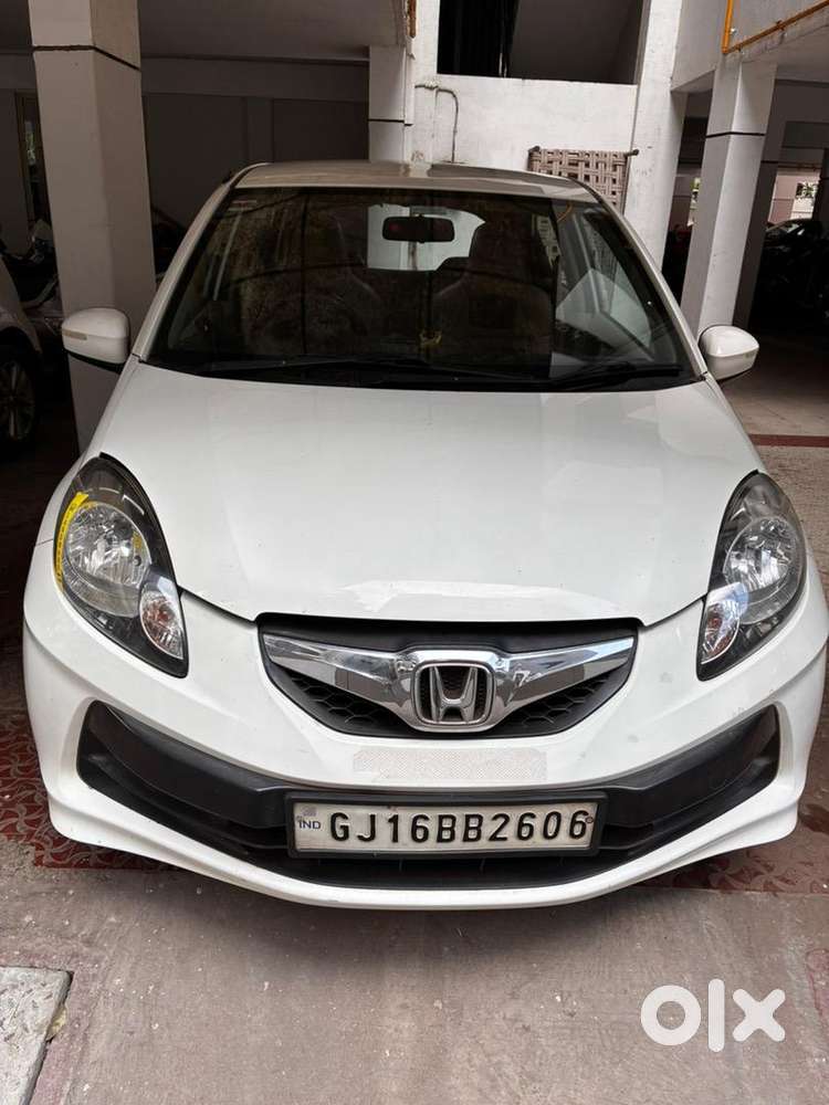 Honda Brio 2012 Petrol Well Maintained
