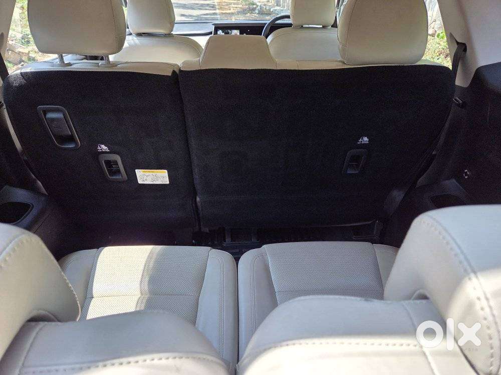 Mahindra Xuv700 2.2 Ax 7 Diesel Mt Luxury Pack Str, 2024, Diesel