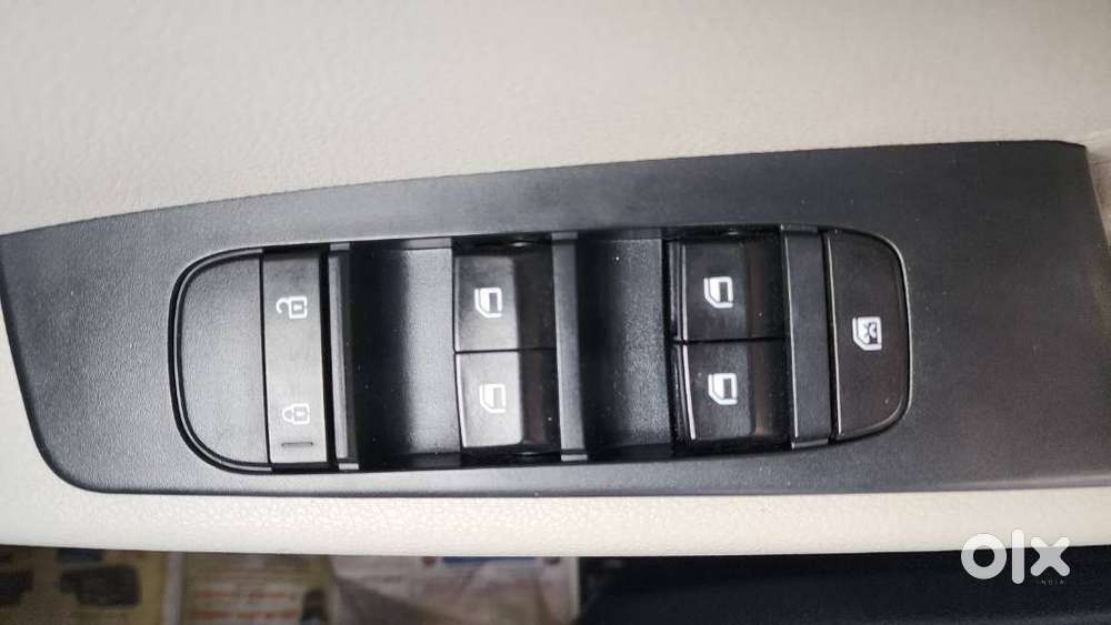 Kia Carens 1.4 Premium Turbo 7 Str, 2024, Diesel