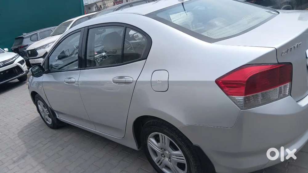Honda City Zx 2009 Petrol Well Maintained