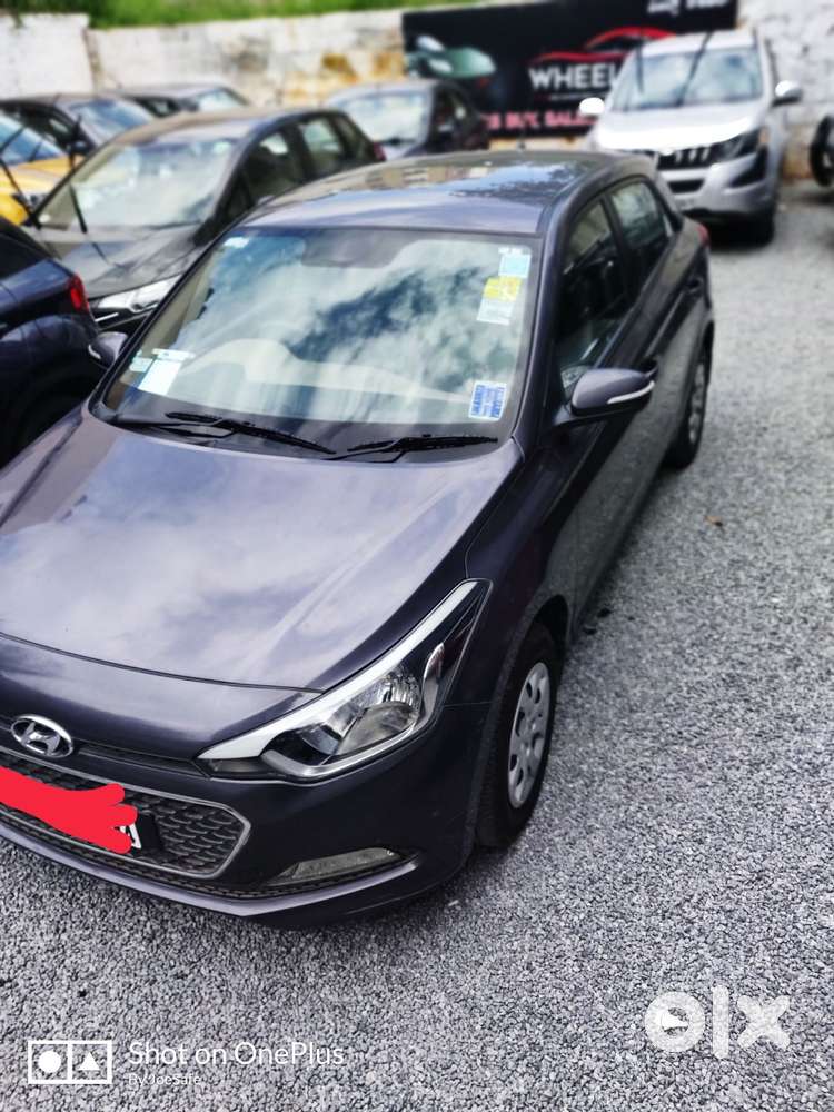 Hyundai Elite I20 Sportz 2017  Less Driven  Excellent Condition