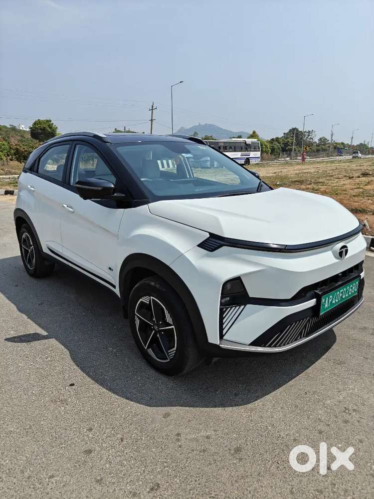 Tata Nexon Ev Top-end , With Sunroof And Fast Charger Available, Jbl