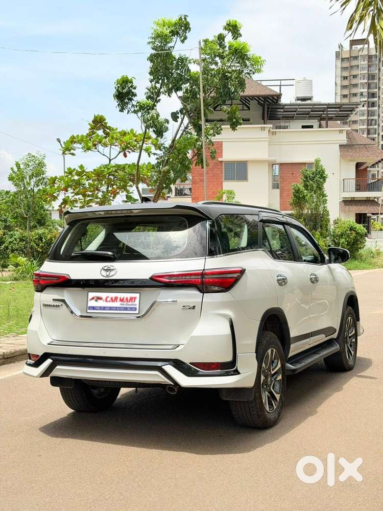 Toyota Fortuner Legender 4x4 At 2.8, 2025, Diesel