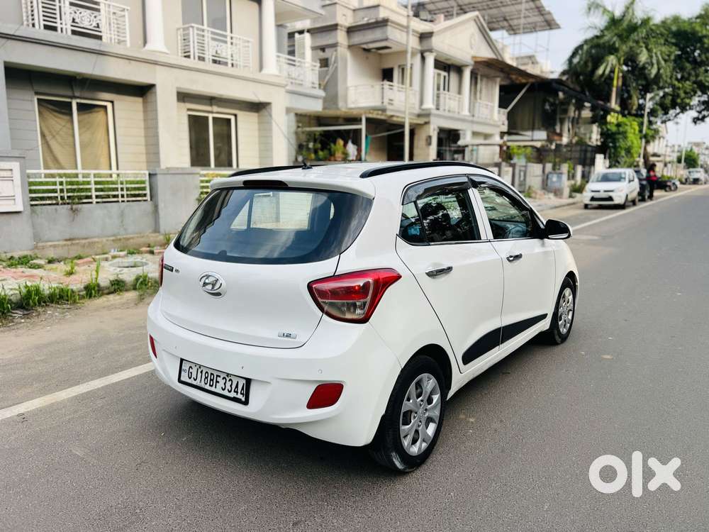 Hyundai Grand I10 Sportz Cng, 2016, Cng & Hybrids