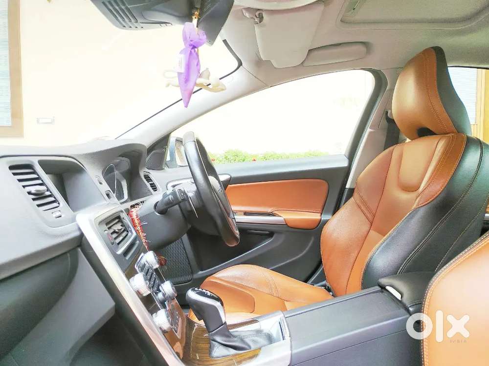 Volvo Car S60 D4 Momentum New Condition 1st Owner Less Driven Car