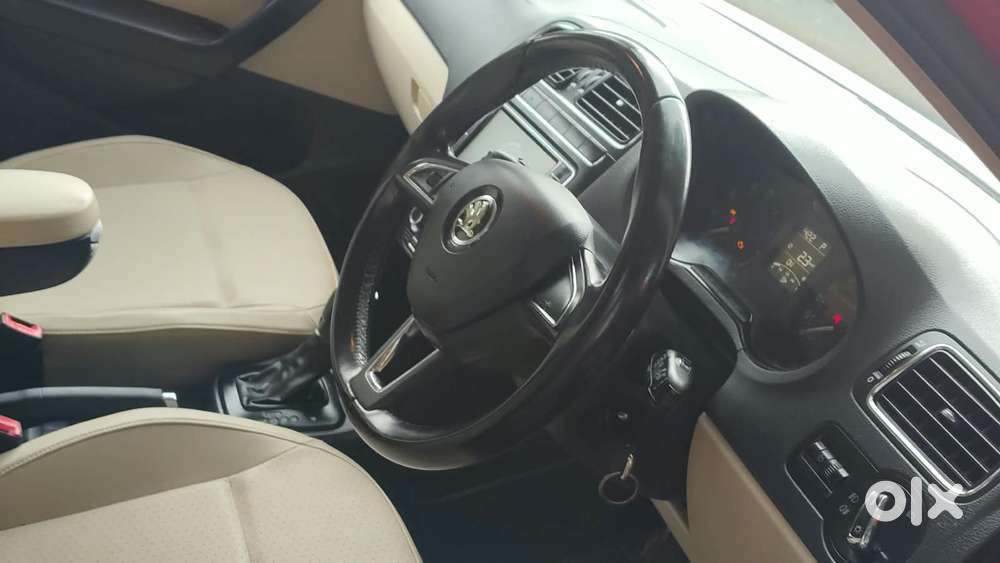 Skoda Rapid Elegance 1.6 Mpfi At, 2017, Petrol