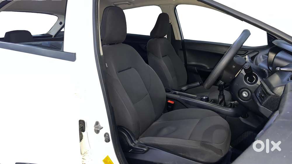 Tata Nexon Smart 1.2 Revotron Petrol 5 Mt, 2024, Petrol