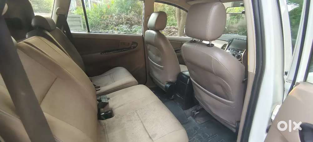 Toyota Innova 2.5 G 2015