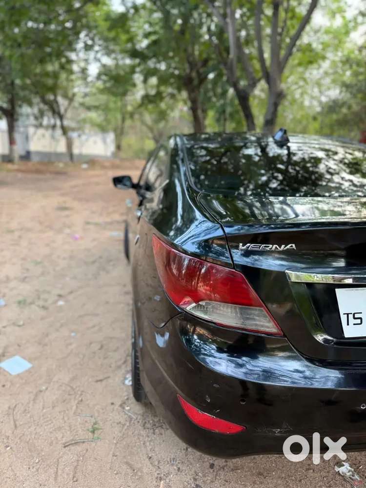 Hyundai Fluidic Verna 2015 Diesel Manual Second