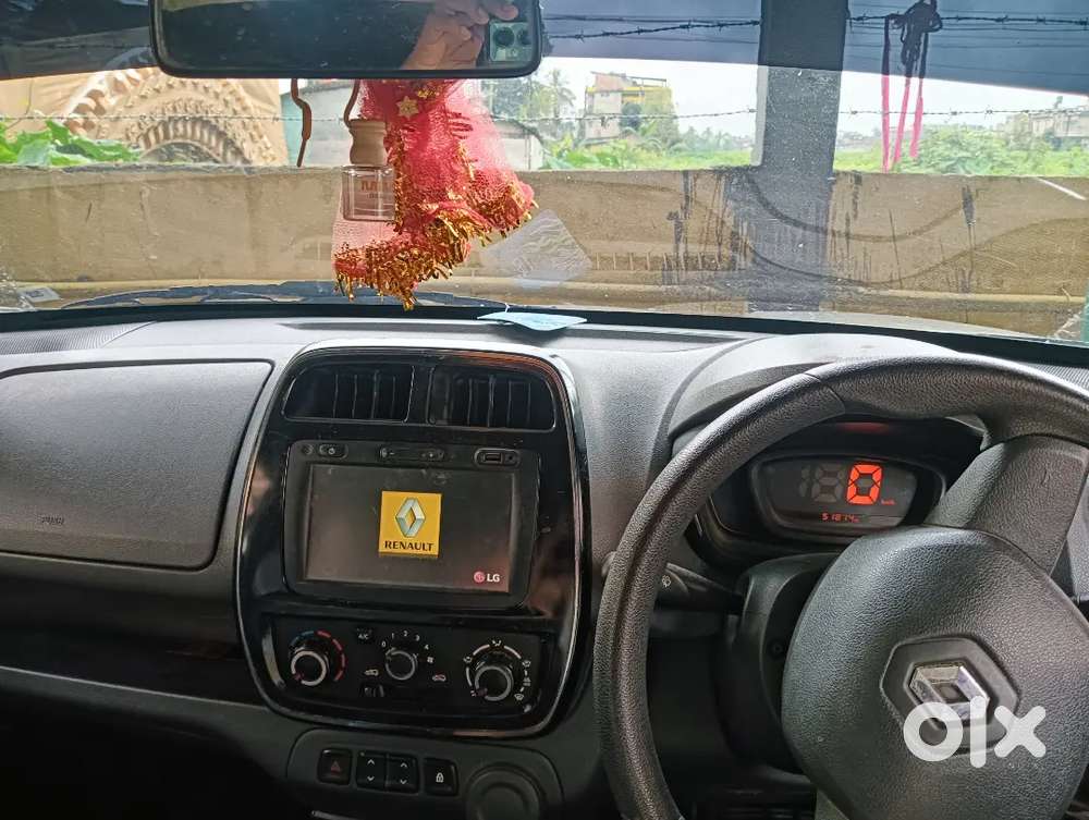 Renault Kwid 2016 Petrol Well Maintained