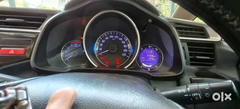 Honda Jazz 2016 Diesel Well Maintained