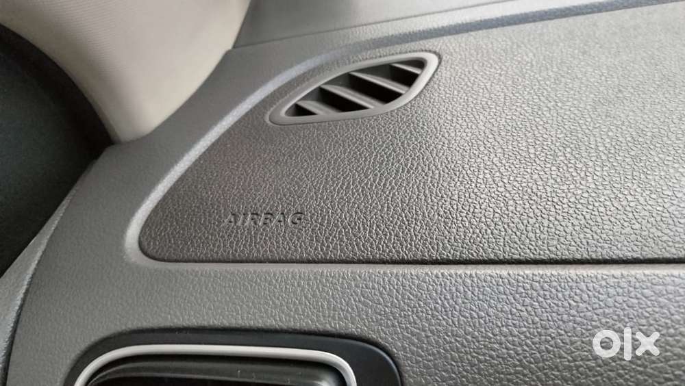 Volkswagen Vento 1.2 Tsi Highline Plus At, 2014, Petrol