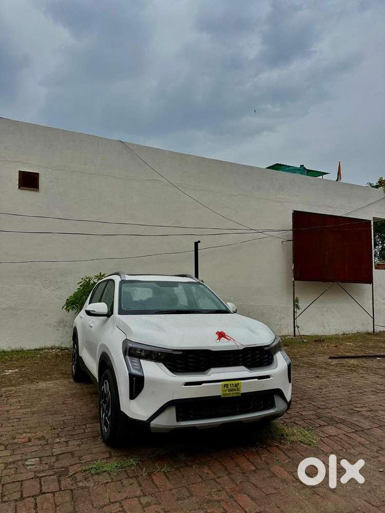 Kia Sonet 2025 Diesel 3965 Km Driven