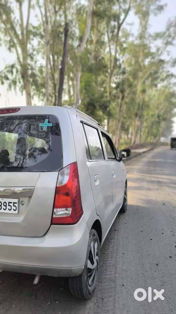 Wagonor Lxi 2010 Family Car
