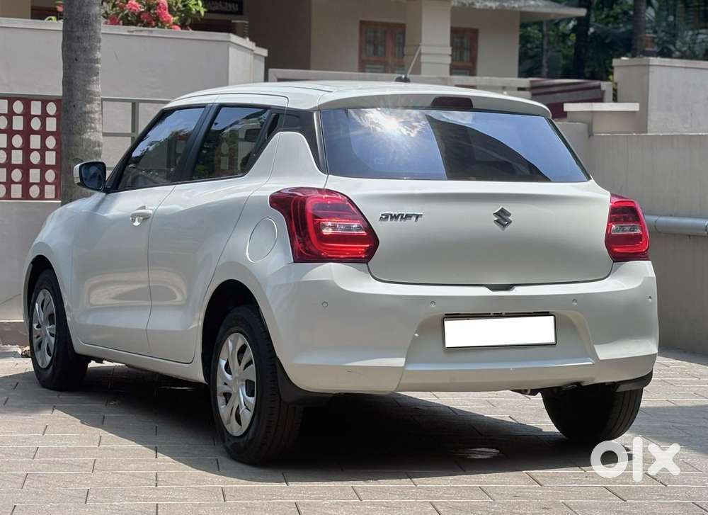 Maruti Suzuki Swift Amt Vvt Zxi, 2018, Petrol