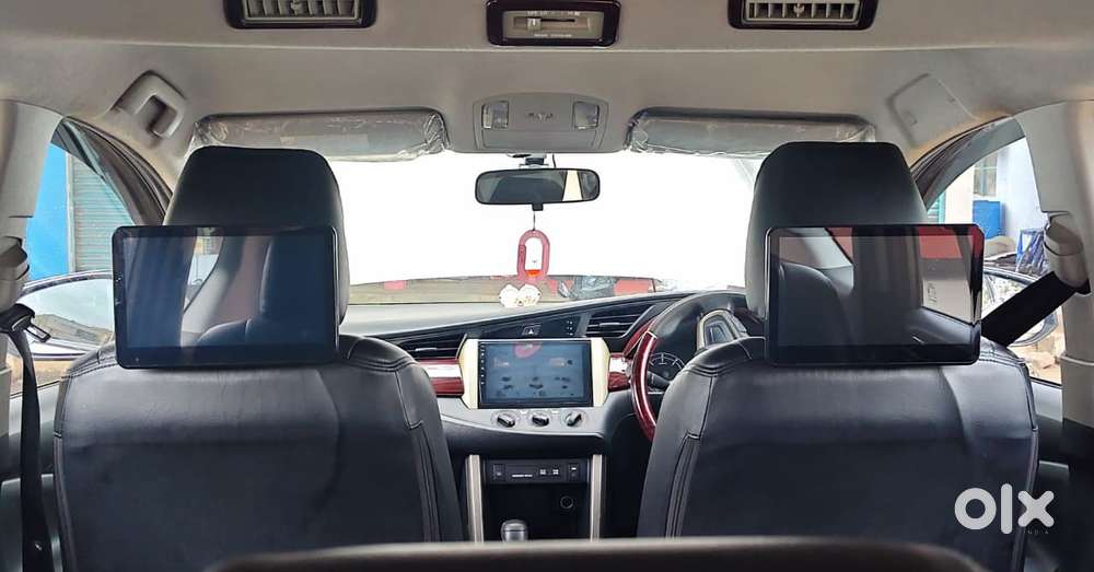 Toyota Innova Crysta G 8 Str, 2016, Diesel