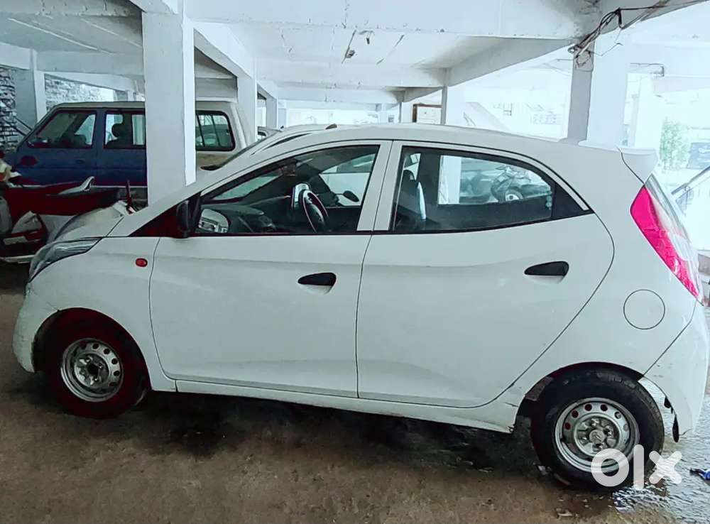 Hyundai Eon Era Plus Excellent Condition,jbl Music System,new Tyres