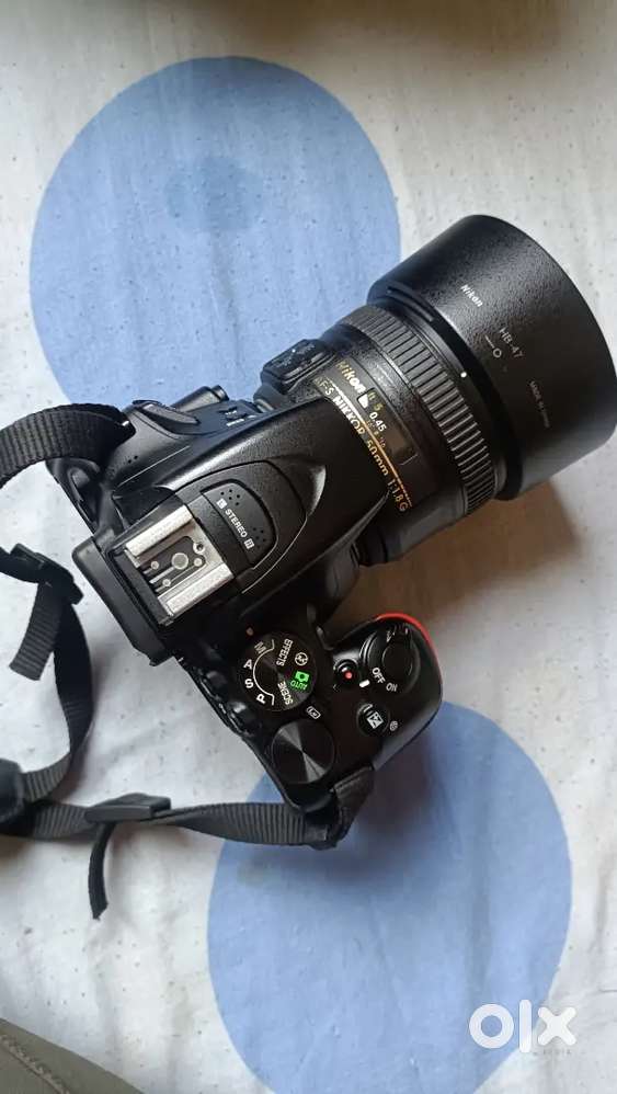 Nikon D5600 18-55mm + nikkor 1.8 50mm prime lens